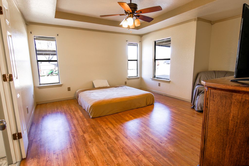 200 James Street – photo 5