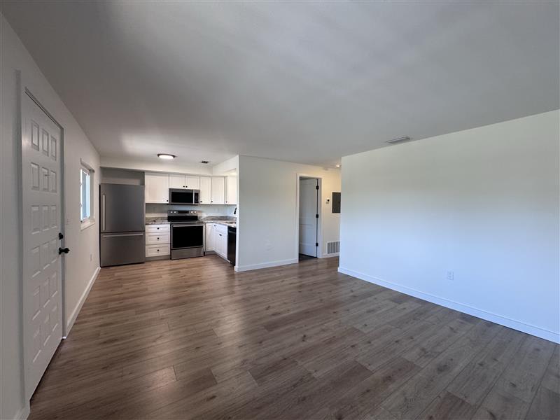 1258 Barbara Dr. #203 – photo 2