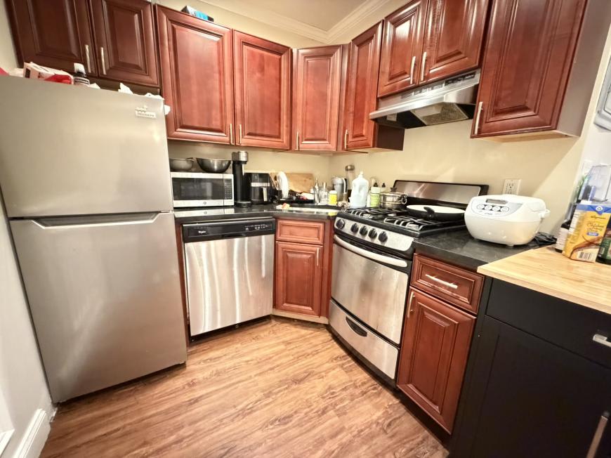 142 Kenrick – photo 1