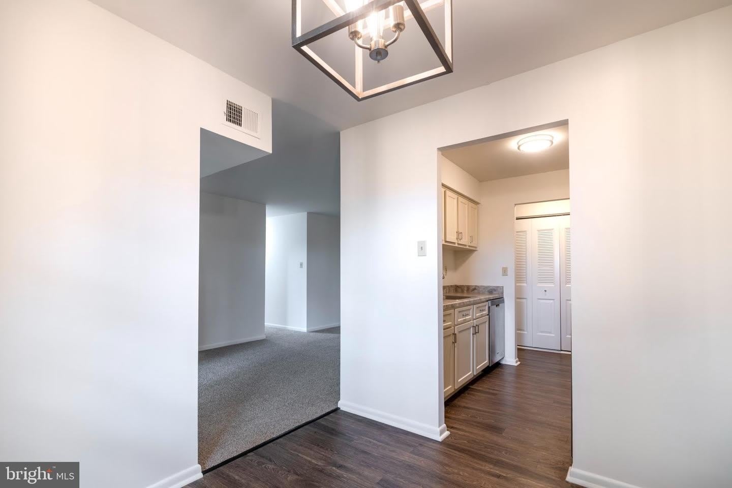 3324 VALLEY DR #3324 – photo 4