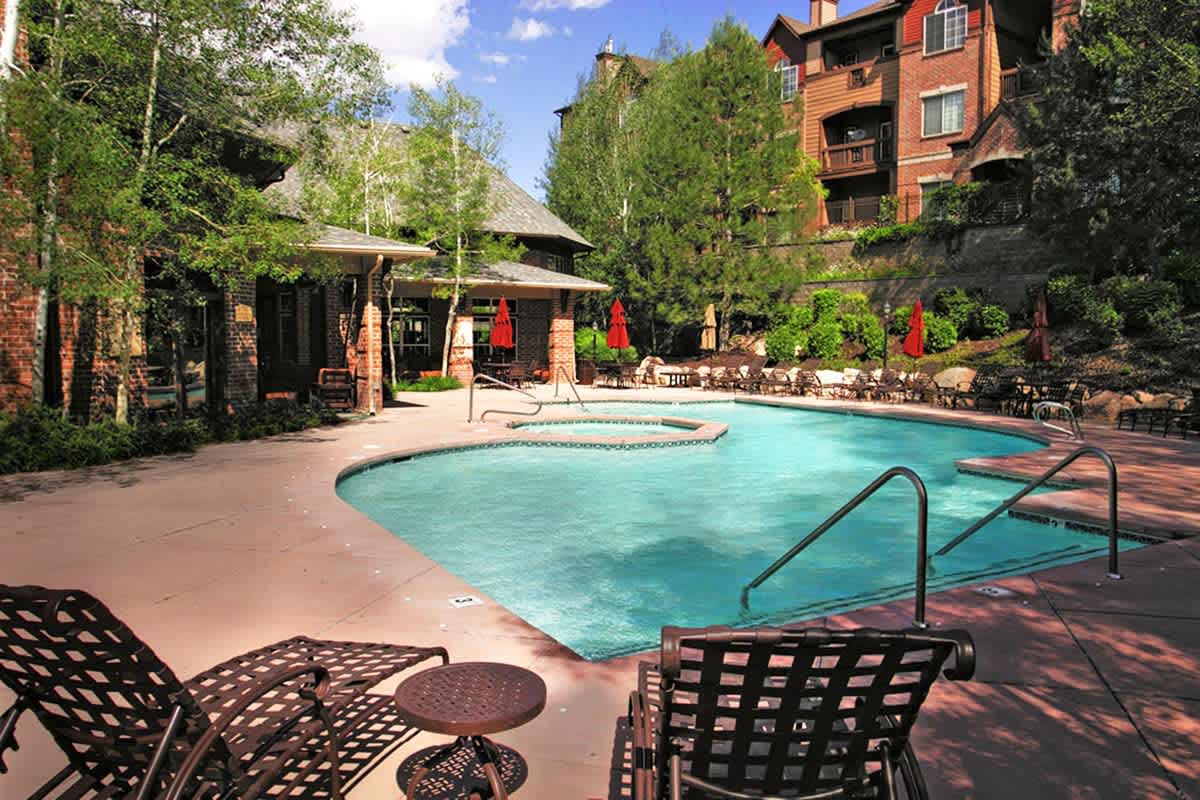 Pinnacle Highland Apartments – photo 3