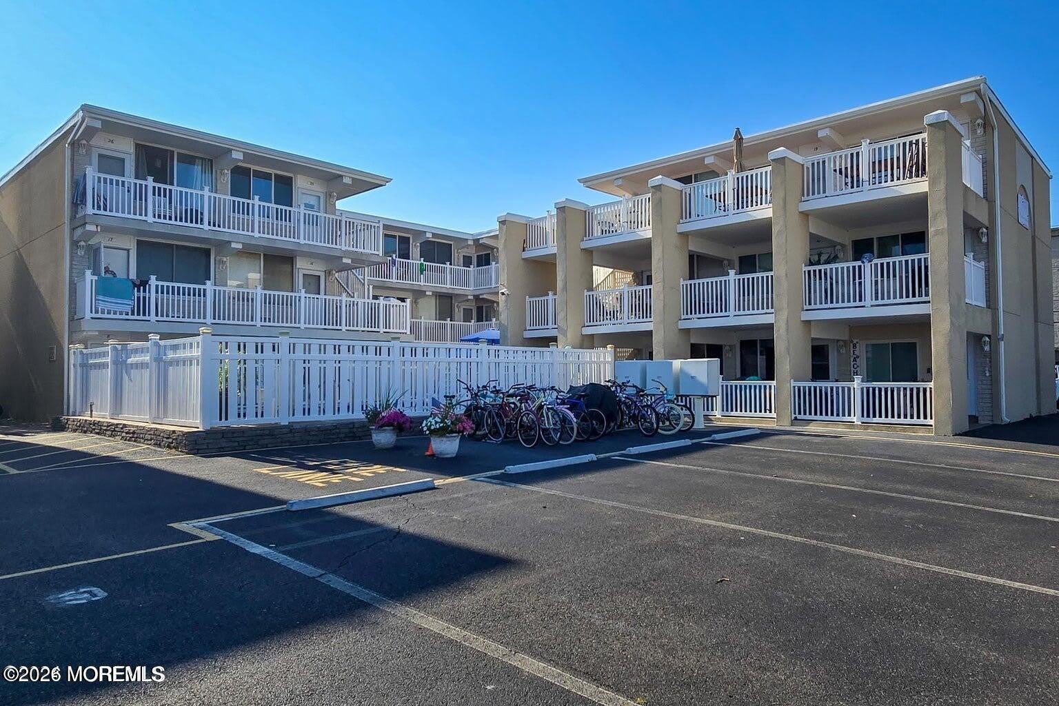 1515 Boulevard – photo 2
