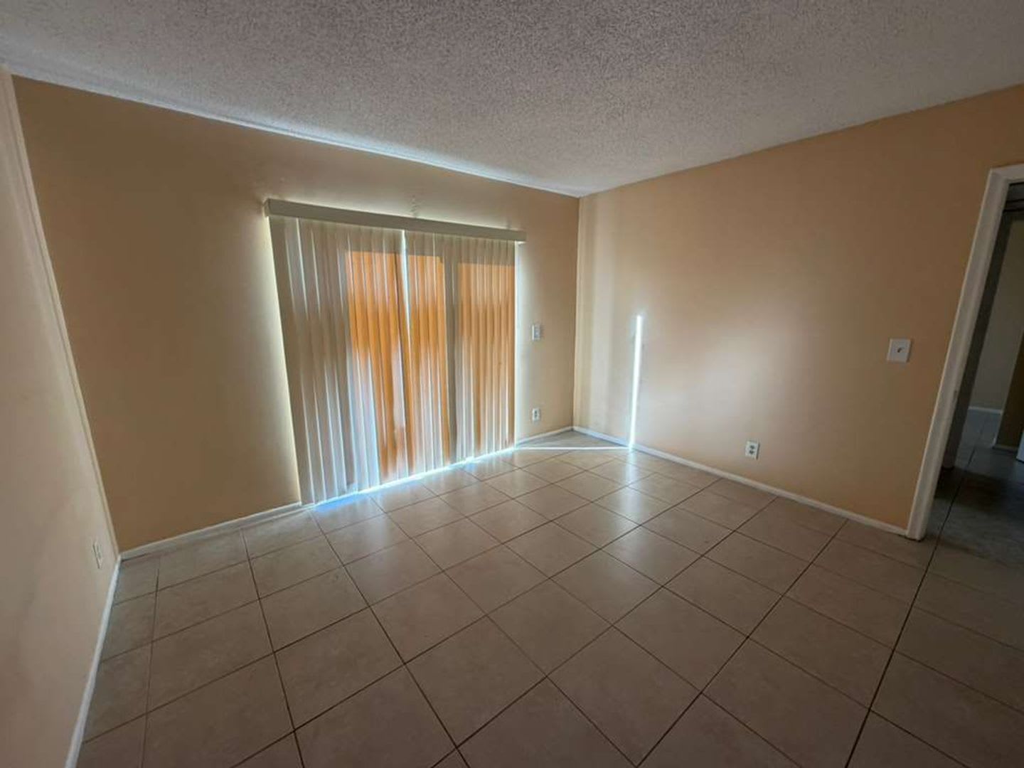 Charming 1 Bedroom / 1 Bathroom Apartment for Rent – Coral Springs – photo 3