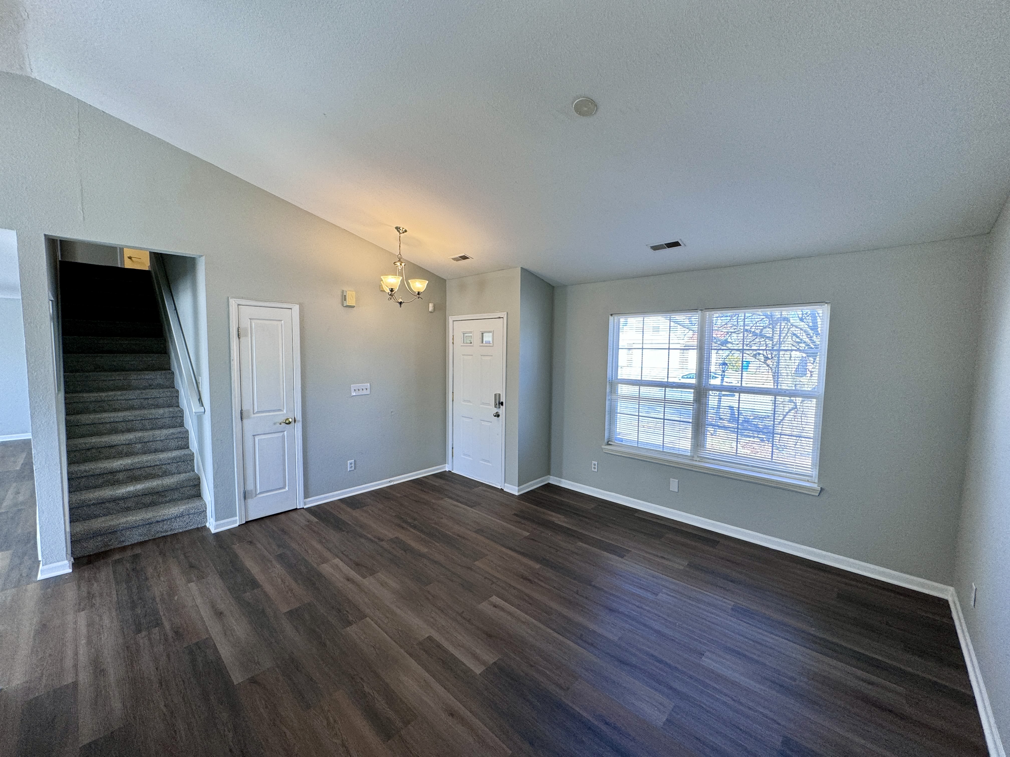 6705 Thistleridge Court – photo 3