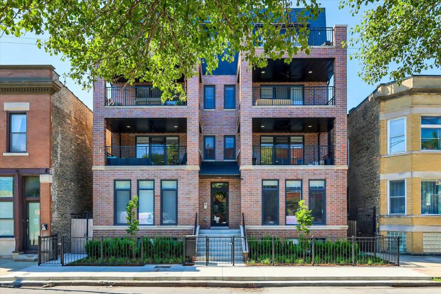 1647 West Irving Park Rd. – photo 1