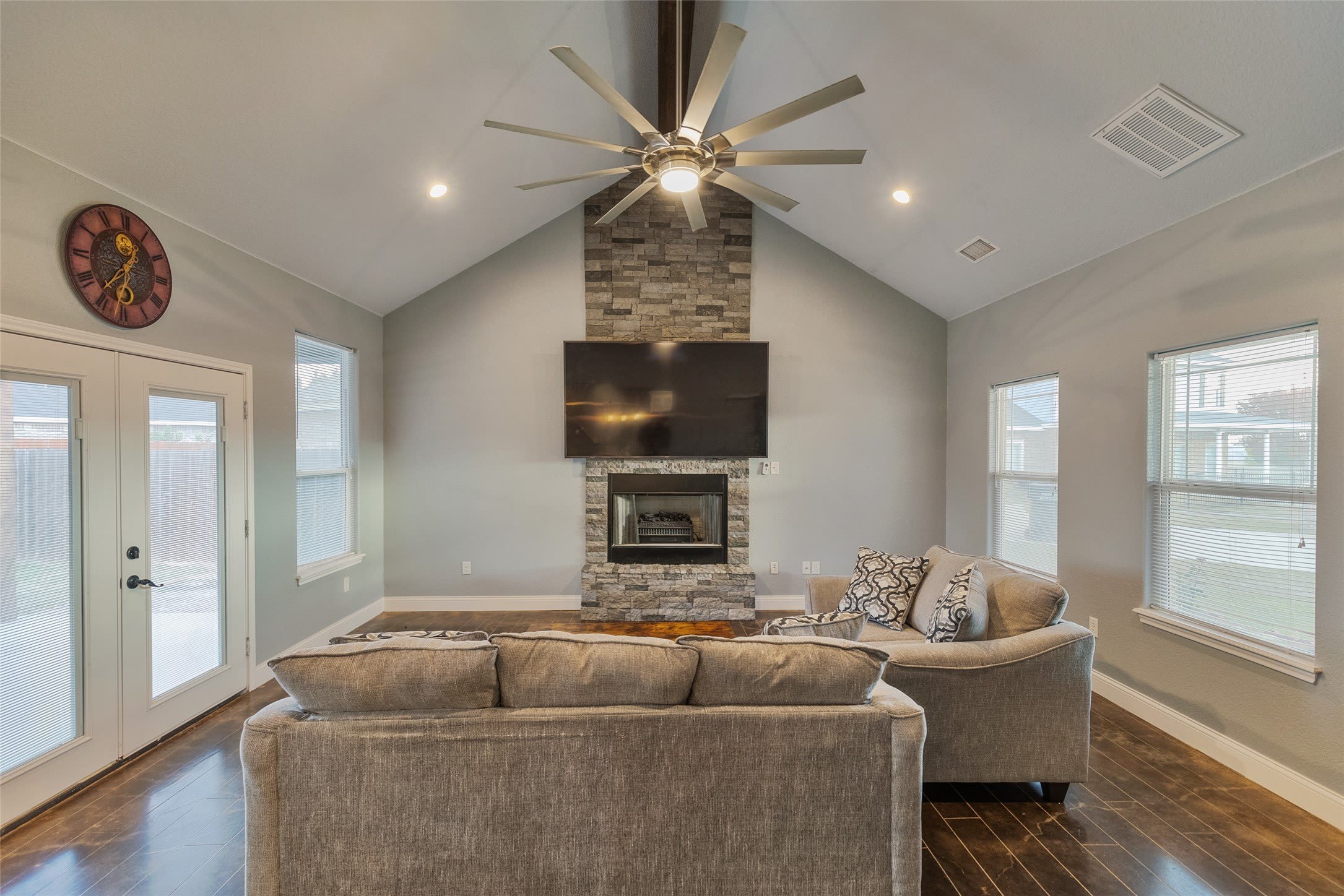 3518 Rhonni Court – photo 2