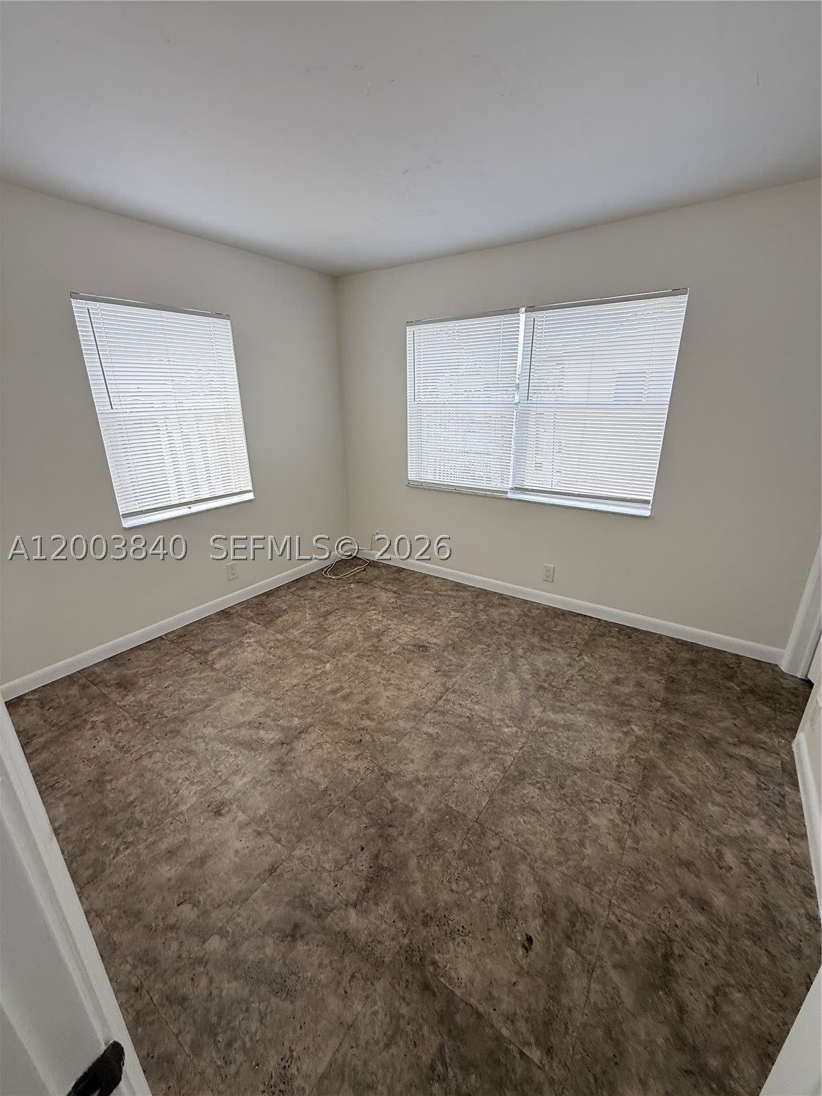 801 N H St – photo 5