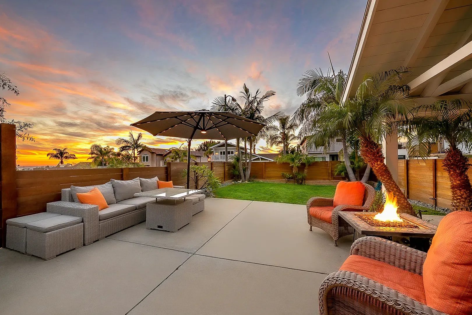 FURNISHED: Stunning Furnished Home with Ocean Views Cardiff AVAIL: 1/1/27 to 7/10/27 – photo 3