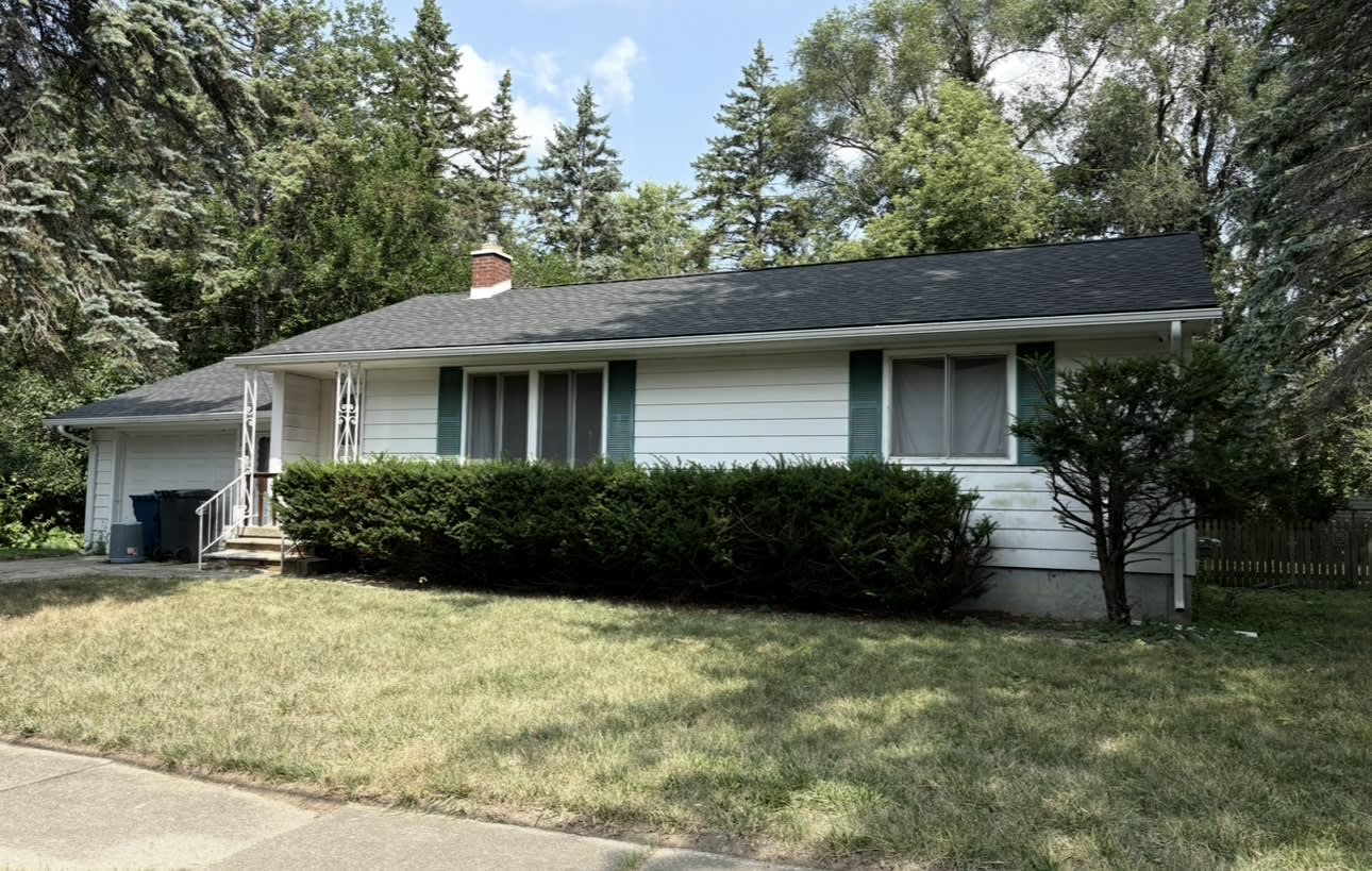 1524 Waldman Avenue – photo 1