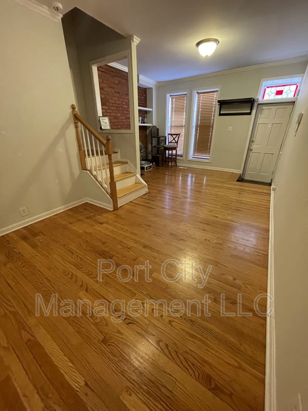 14 South Ann Street – photo 3