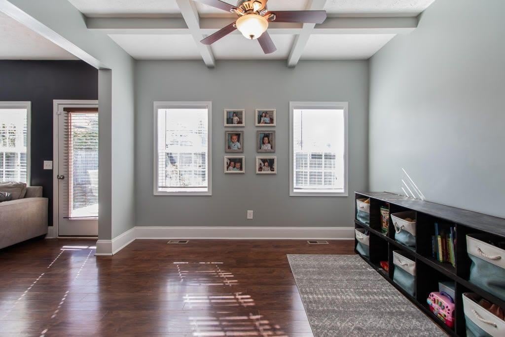121 Lightwater Drive – photo 3