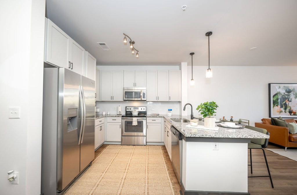 The Mint 425 Apartments – photo 2