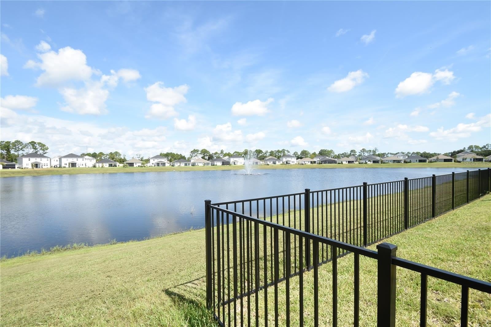 32 WINDSOR Terrace – photo 3