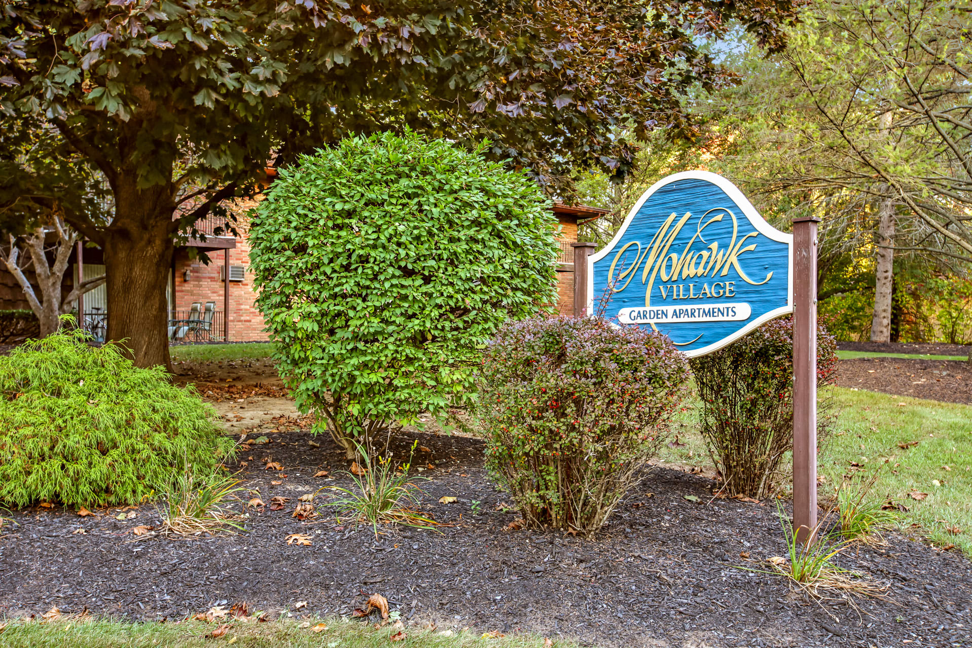Mohawk Village Apartments – photo 1