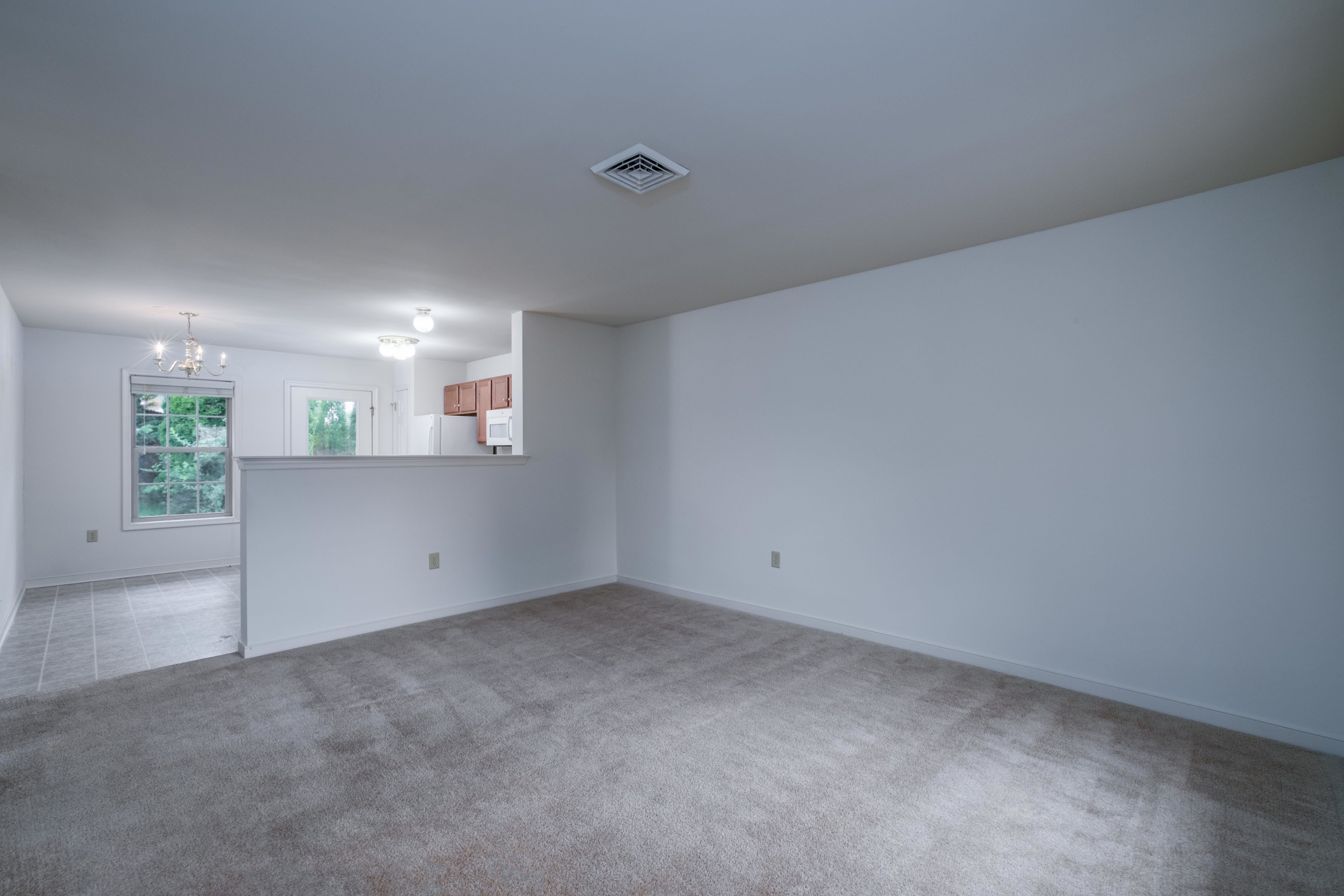 492 Talon Drive – photo 2