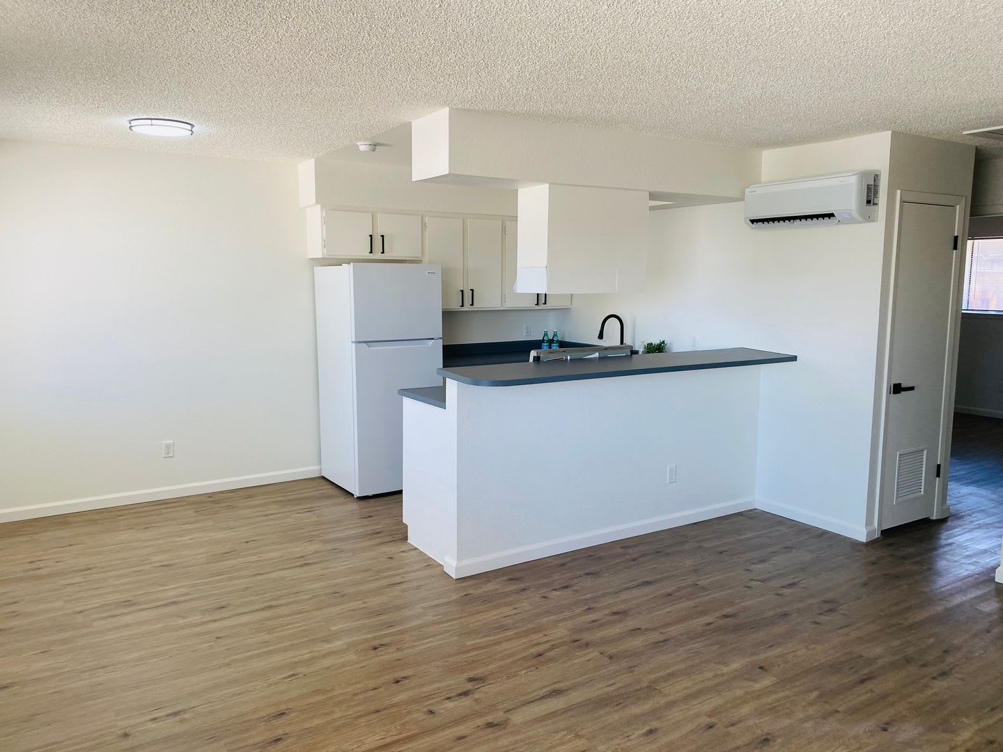 190 North Nevada Street – photo 2