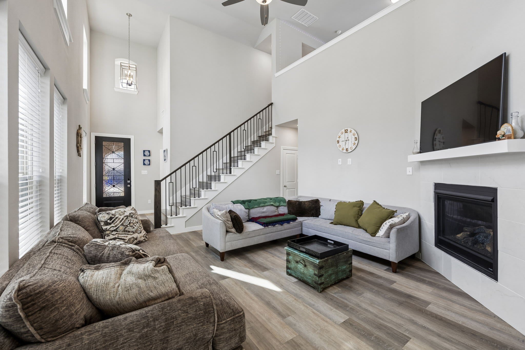 2321 Green River Road – photo 5