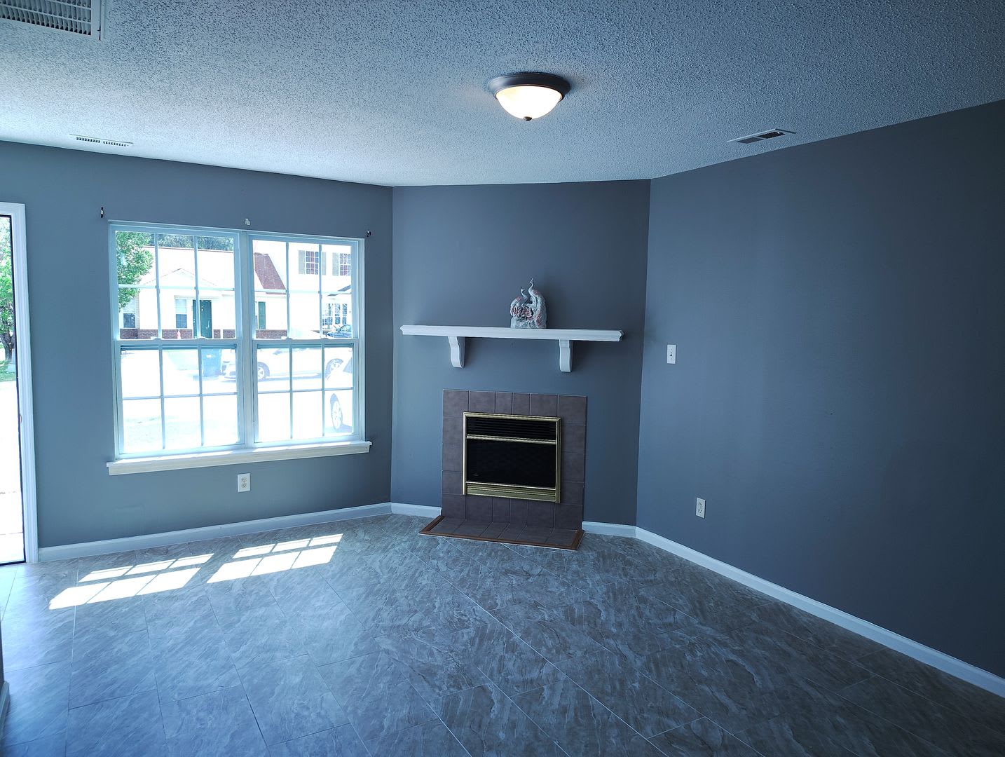 Cute Townhome – photo 4