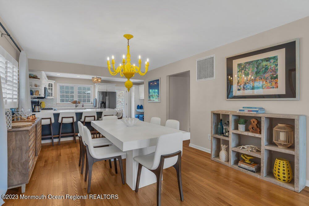 10 York Avenue – photo 4