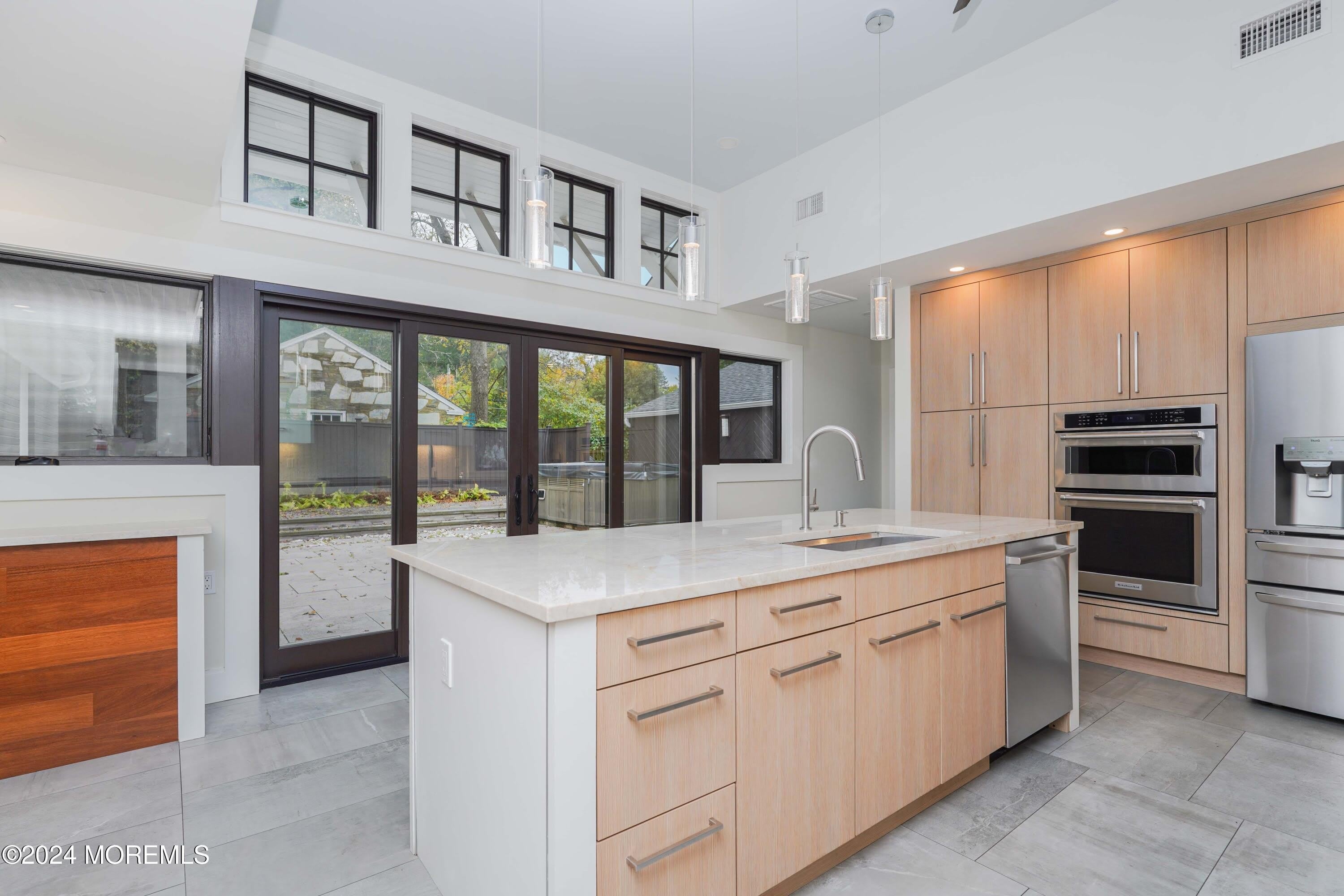 828 Kingston Road – photo 1