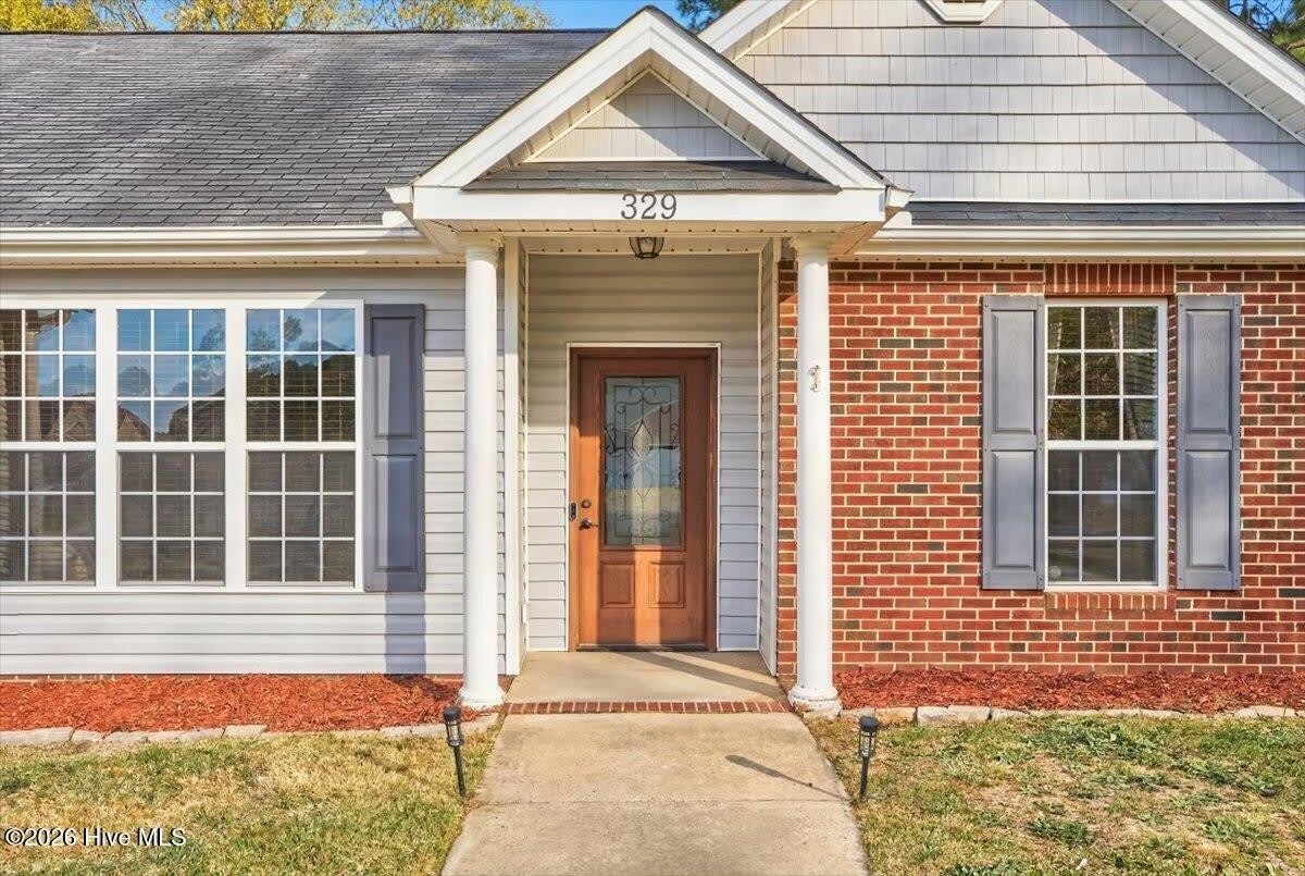 329 Green Links Drive – photo 2