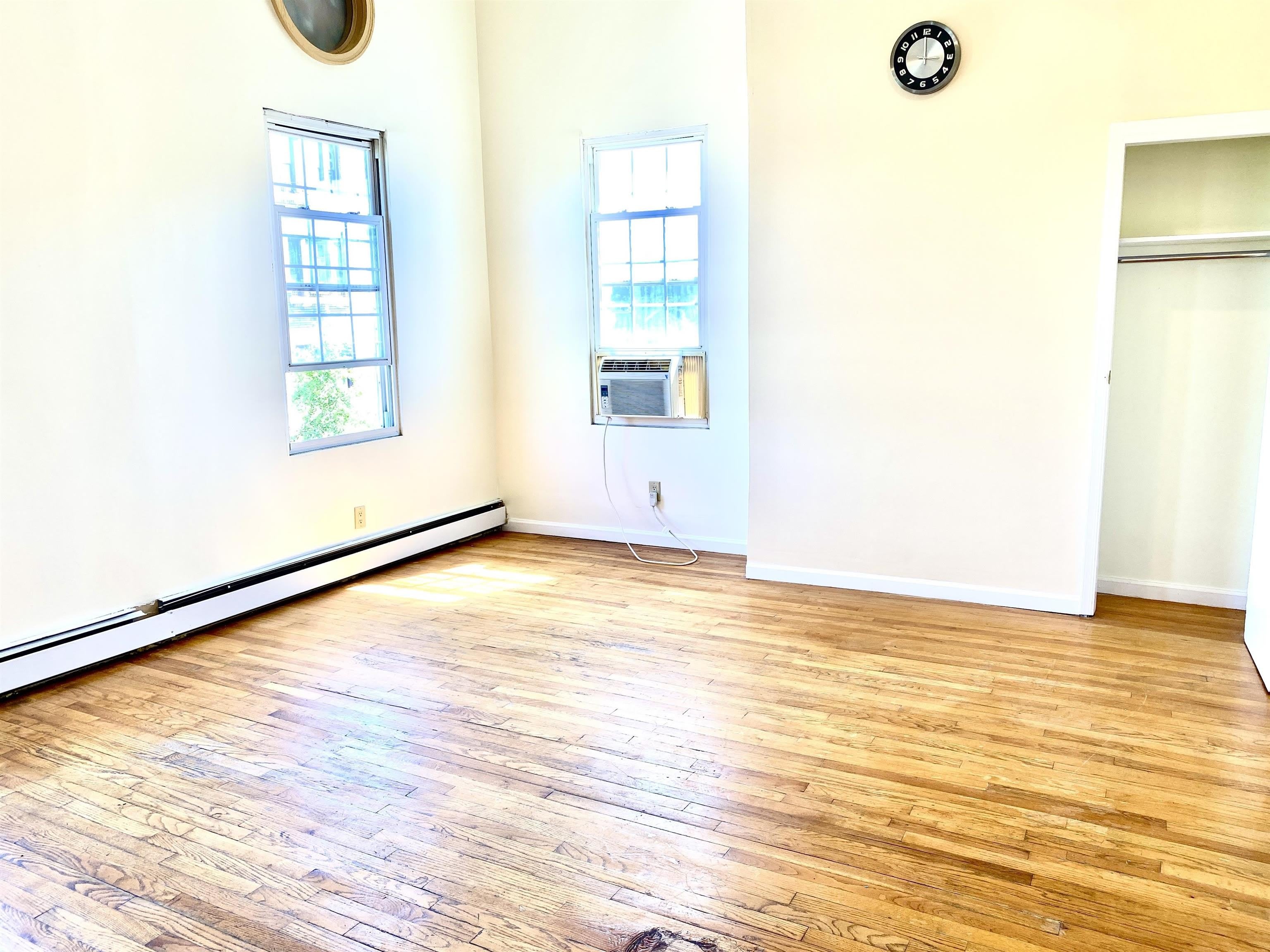 325 CENTRAL AVE – photo 1