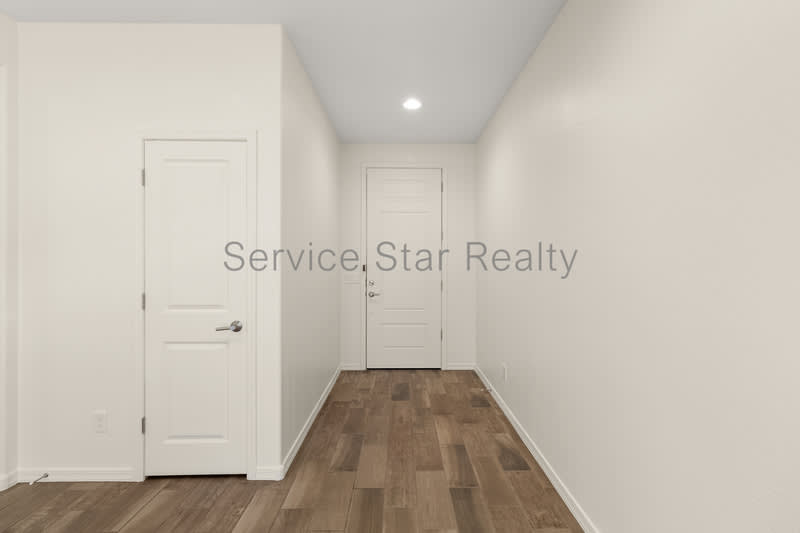 2818 E Hidalgo Ave – photo 4