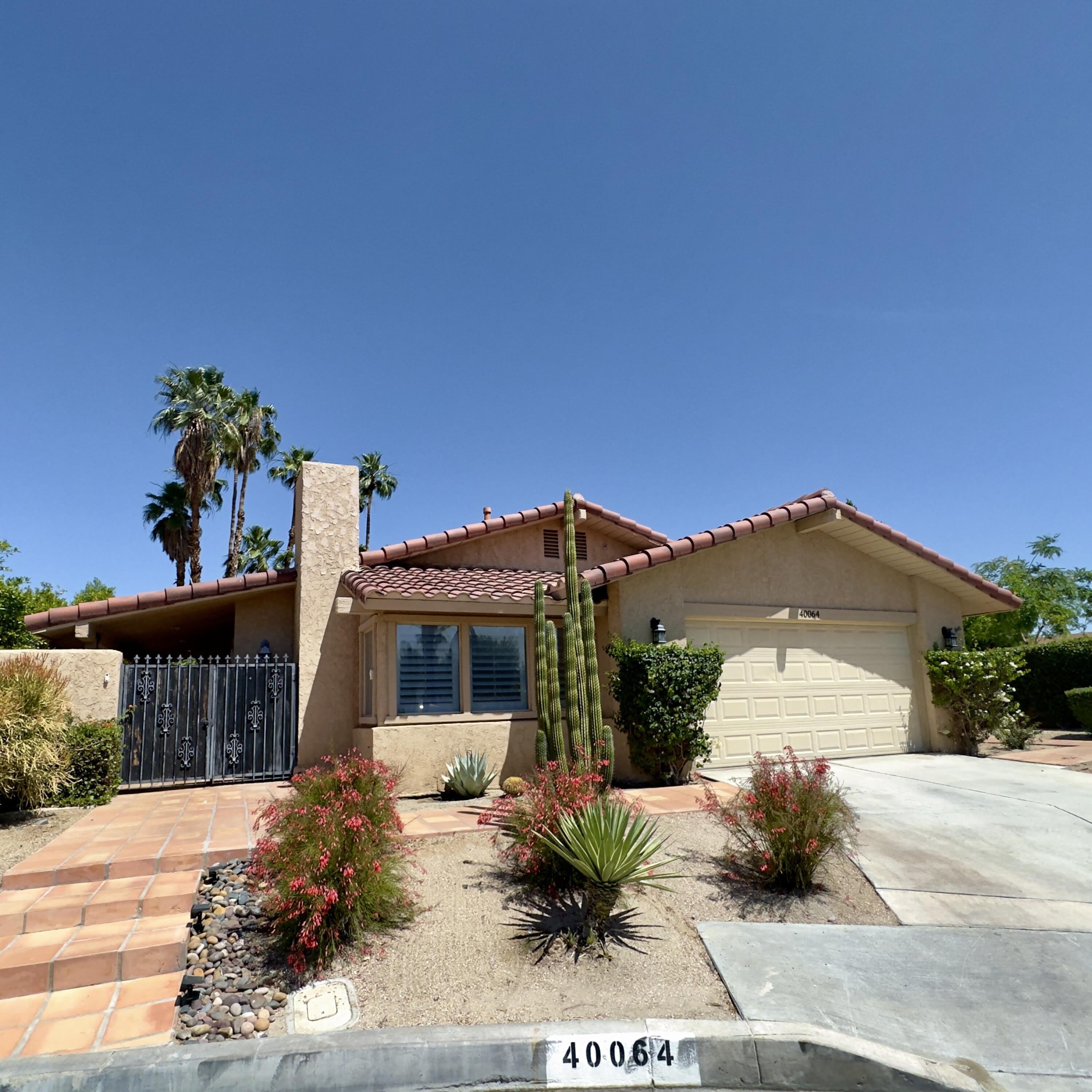 40064 Silktree Court – photo 1