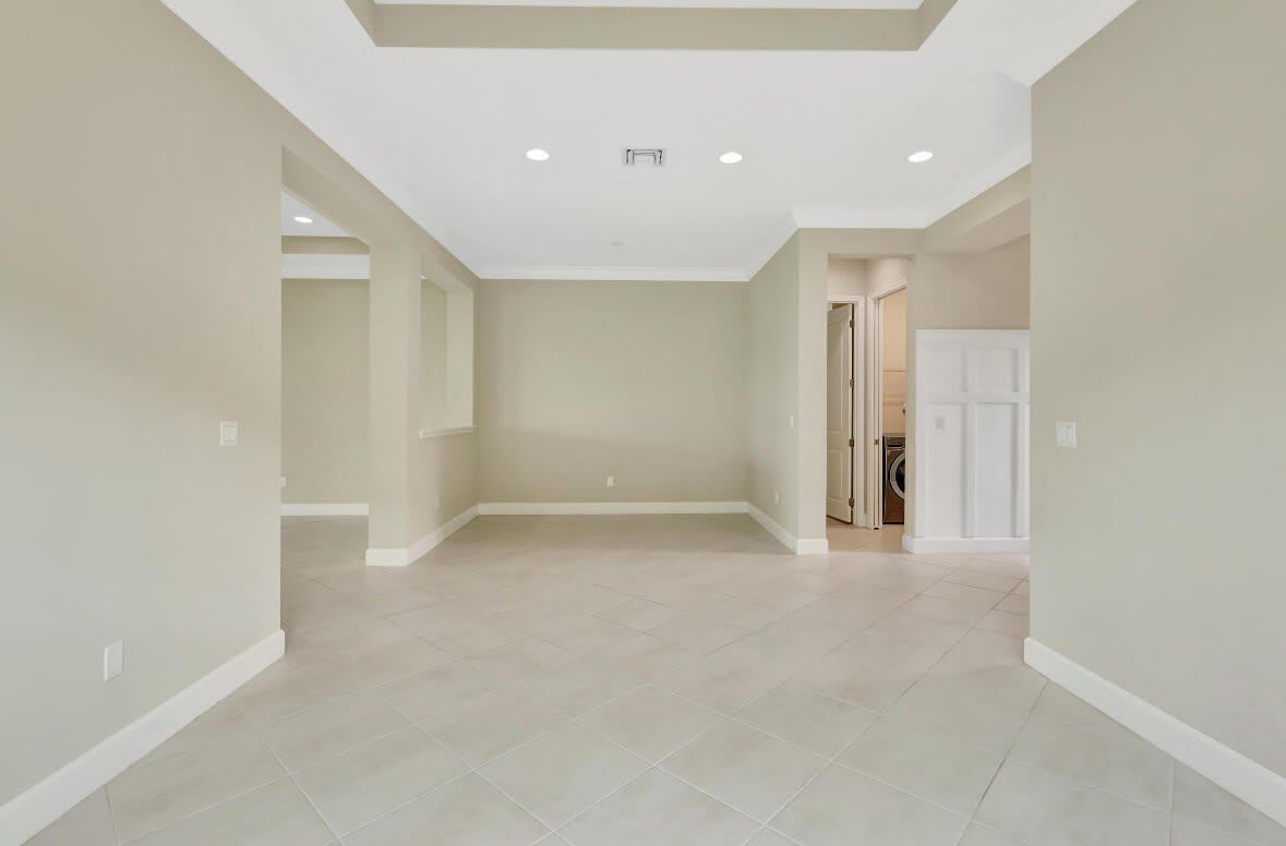 15684 Goldfinch Circle – photo 5