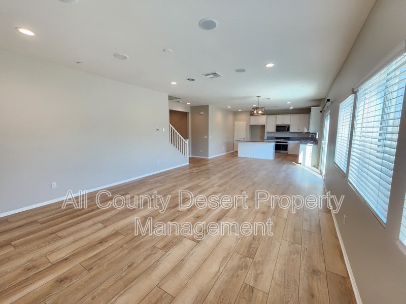 84649 Merus Ave – photo 2