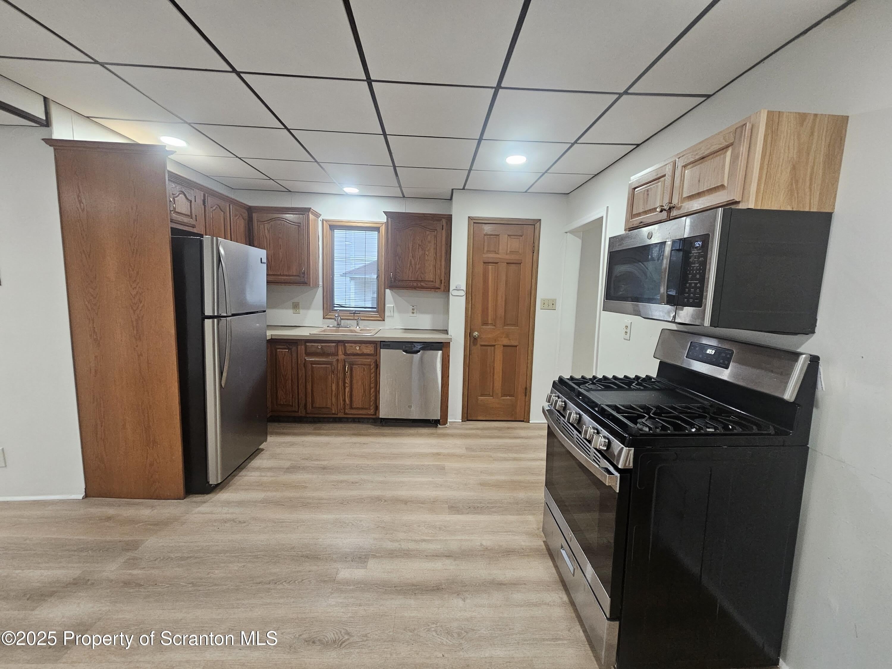 328 4Th Street – photo 3