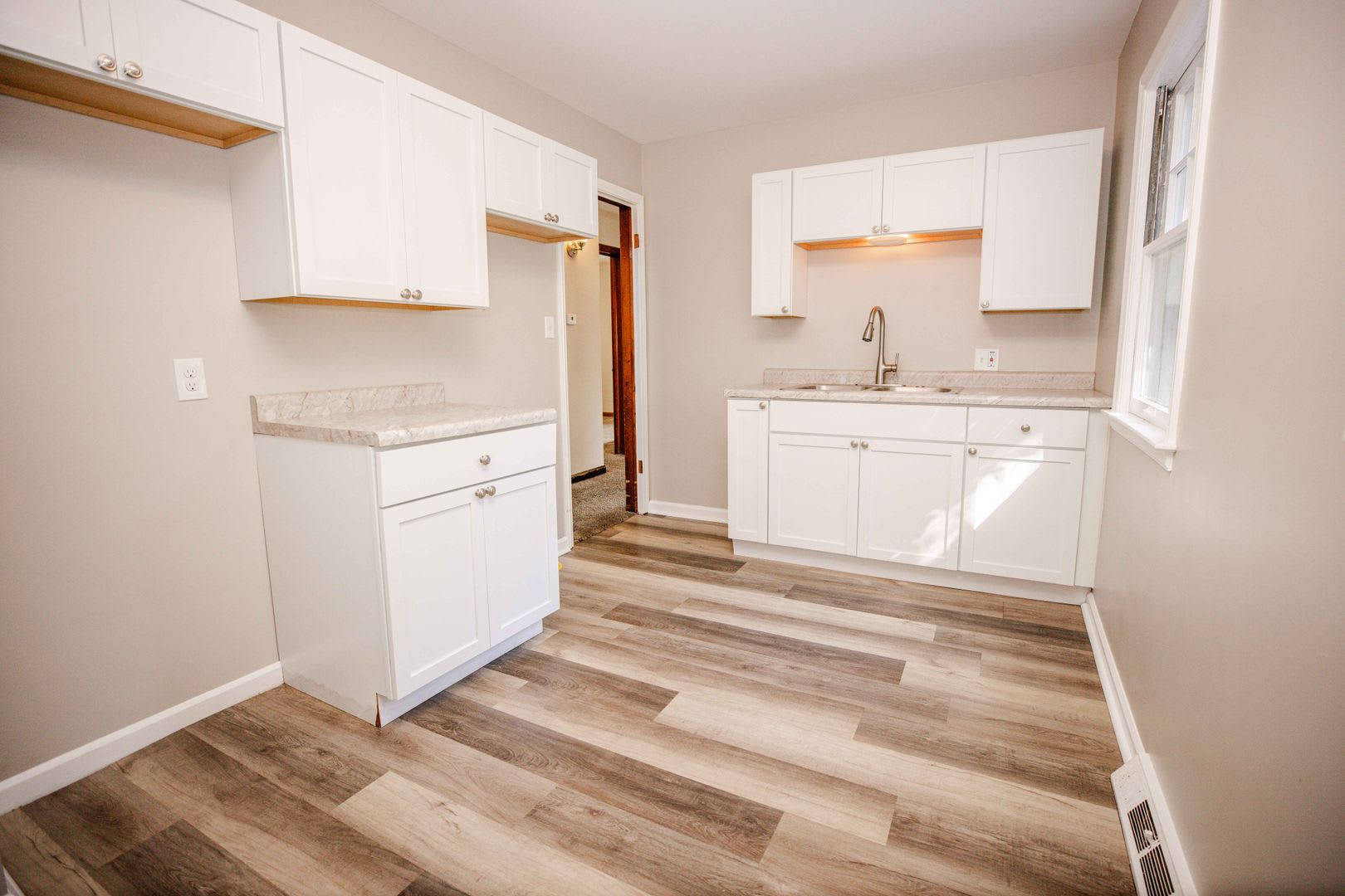 Very nice three bedroom home with upstairs loft available for rent! – photo 5