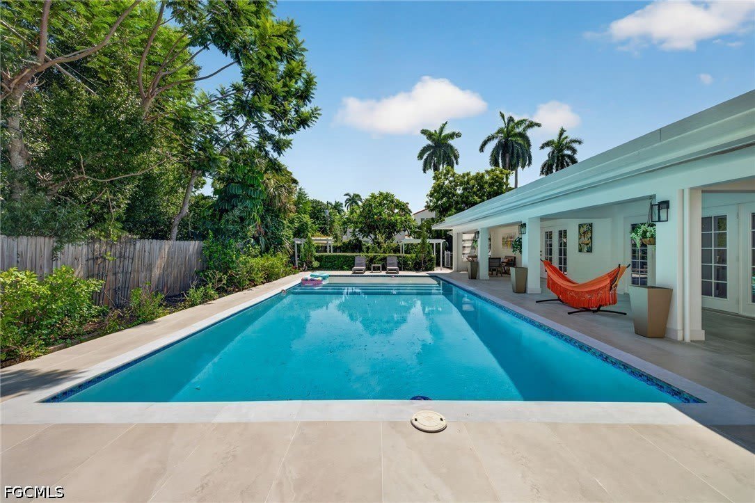 1331 Almeria Avenue – photo 1