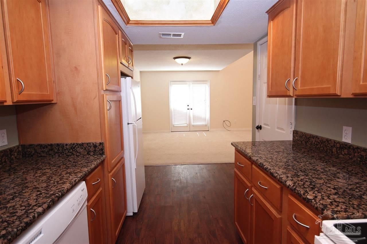 3528 Parkwood Ave – photo 5