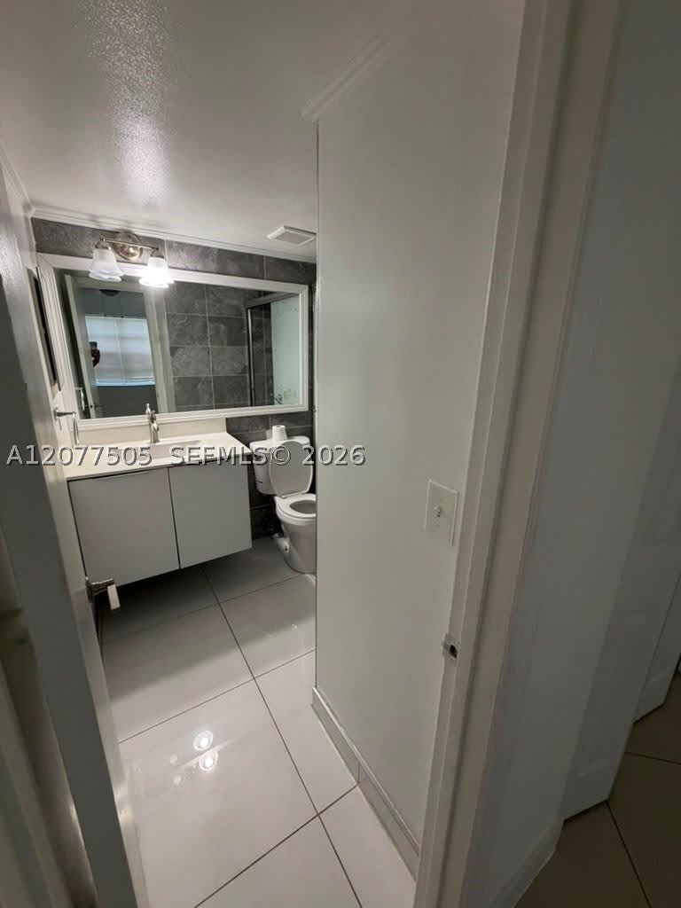 10230 Twin Lakes Dr – photo 4