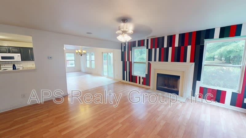 4209 Oak Pointe Drive – photo 5