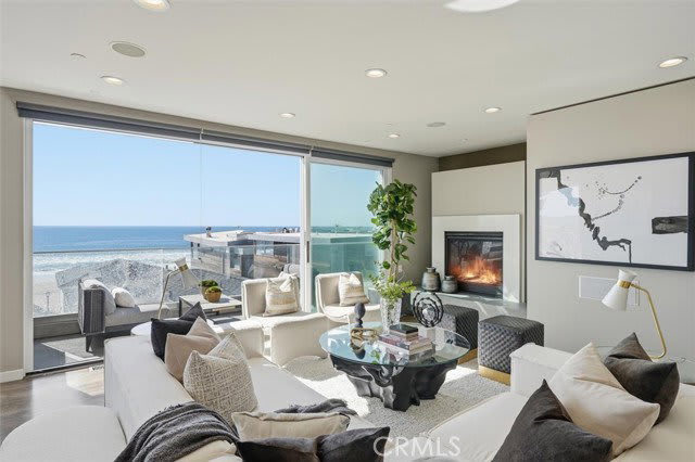 2406 Ocean Drive – photo 1