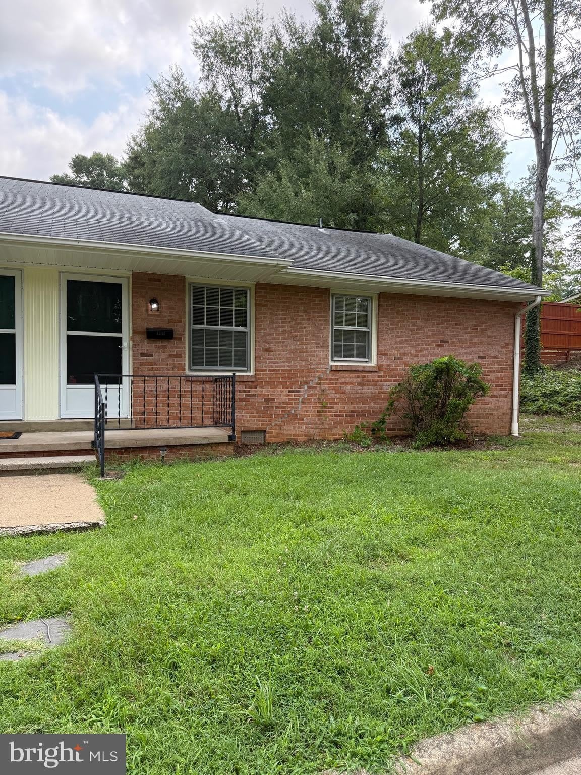 1315 RAPPAHANNOCK Avenue – photo 1