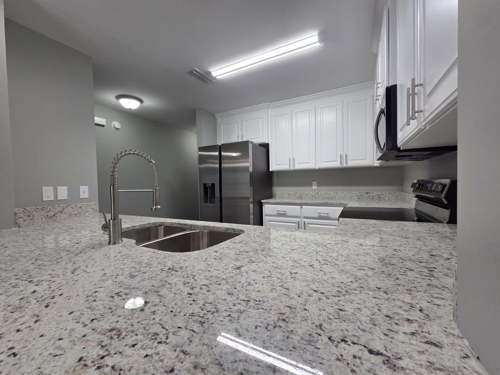 1779 Jordon Avenue – photo 3