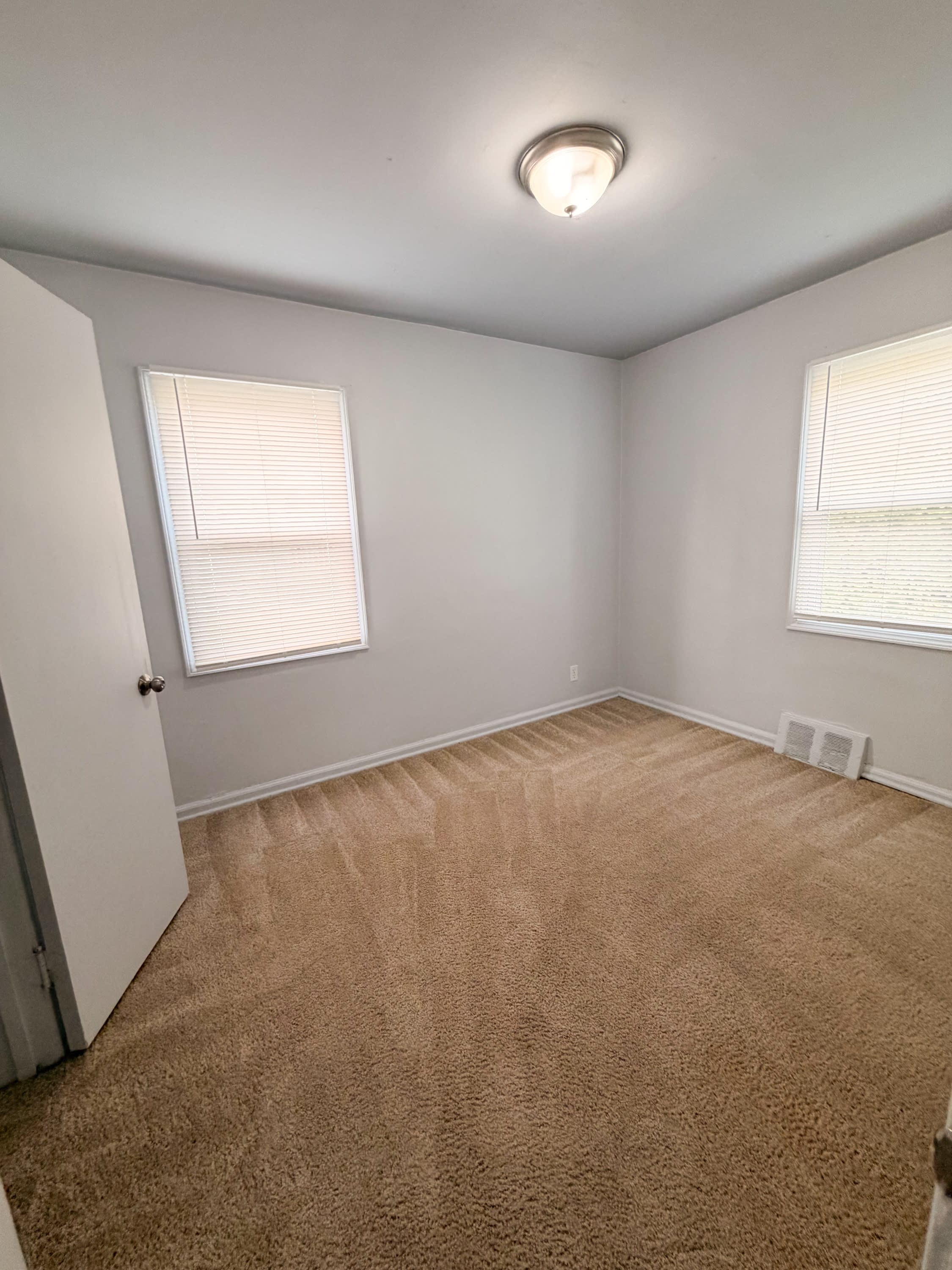20400 Monica Street – photo 5