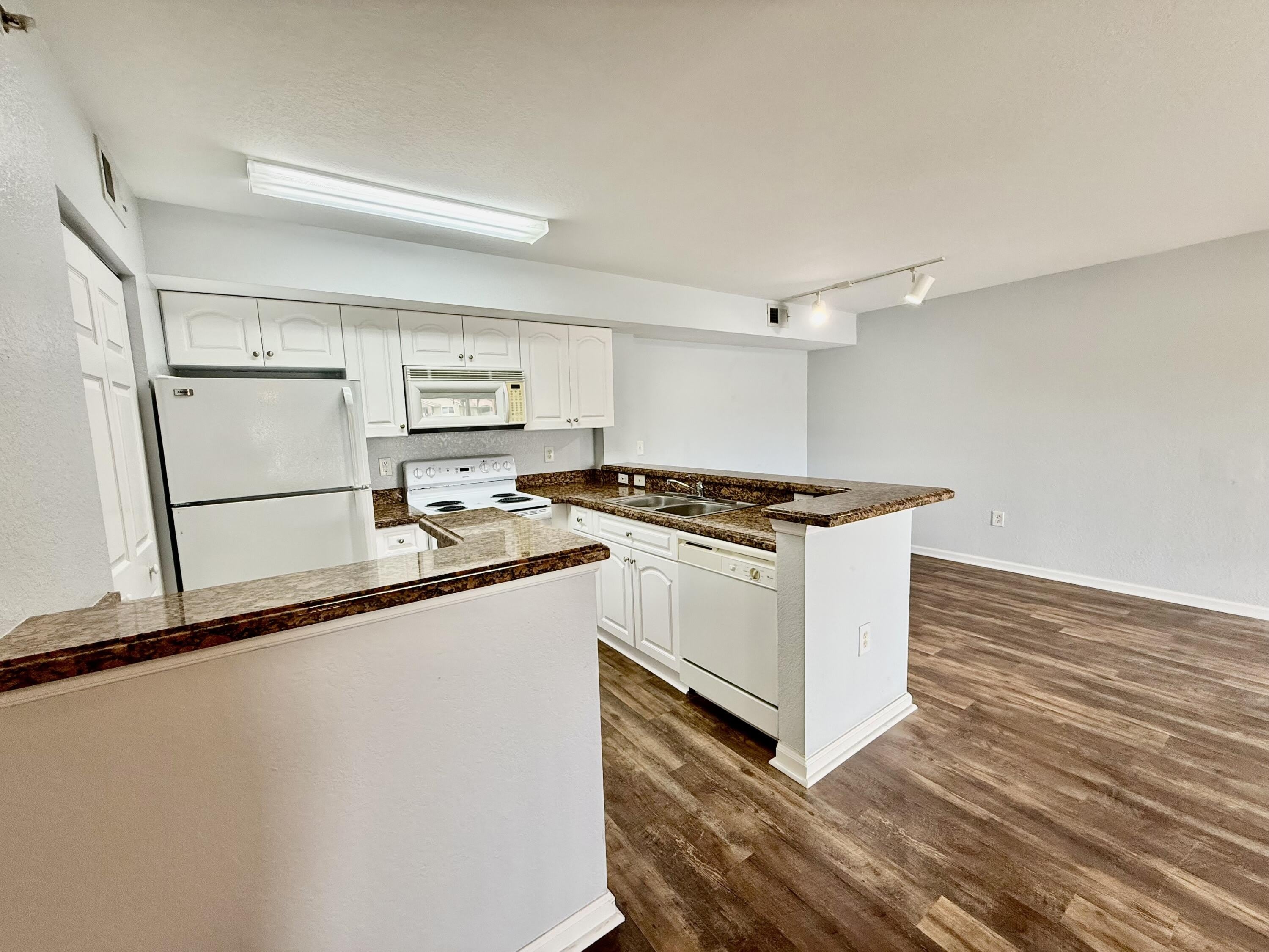 191 SW Palm Drive – photo 5