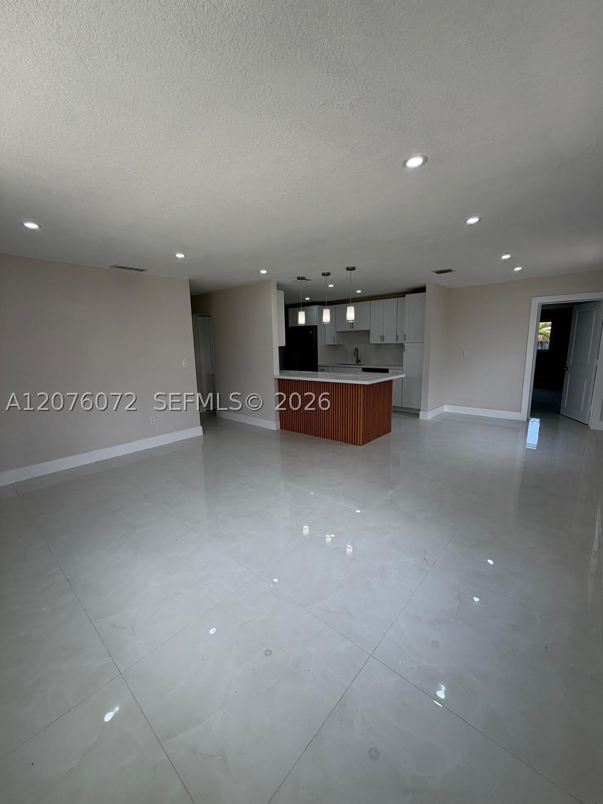 15400 SW 305th St – photo 4