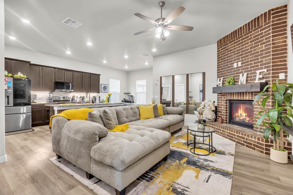 2512 Blazing Saddle Blvd. – photo 5
