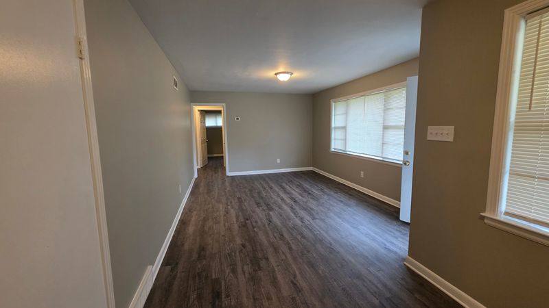 3130 Dahlia Dr – photo 3