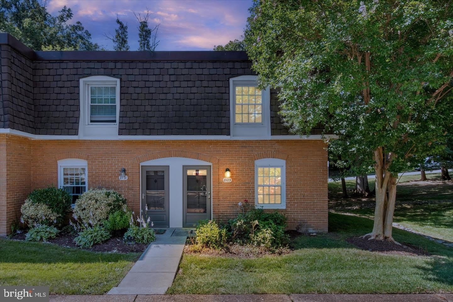 8123 KINGSWAY Court – photo 1