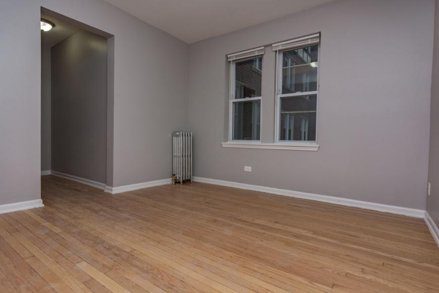 1133 East 79Th Pl – photo 5