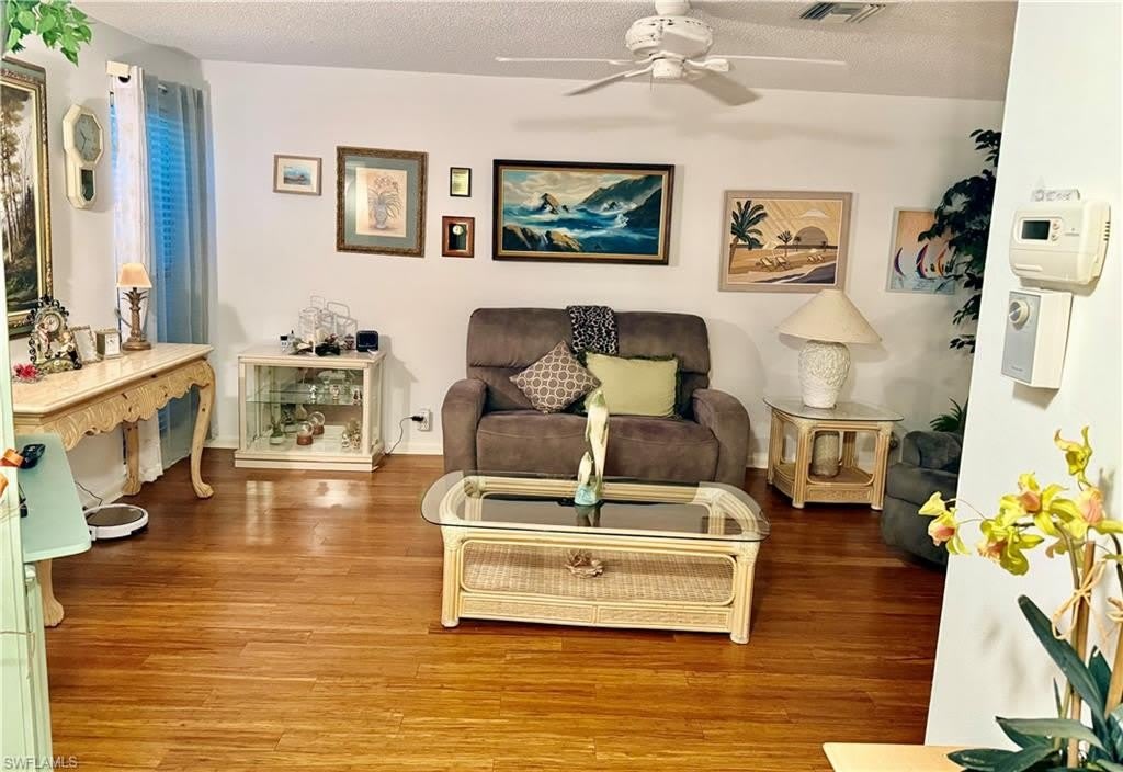 4187 Lakewood Blvd – photo 5
