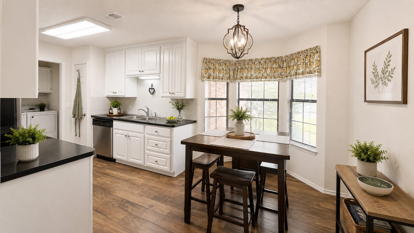 4824 Matterhorn Drive – photo 5
