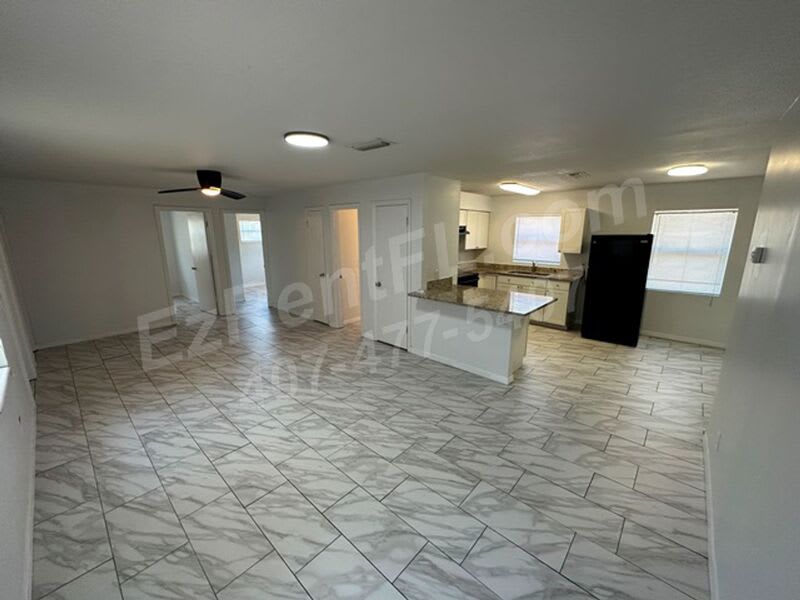 1010 Vigo Ave – photo 2