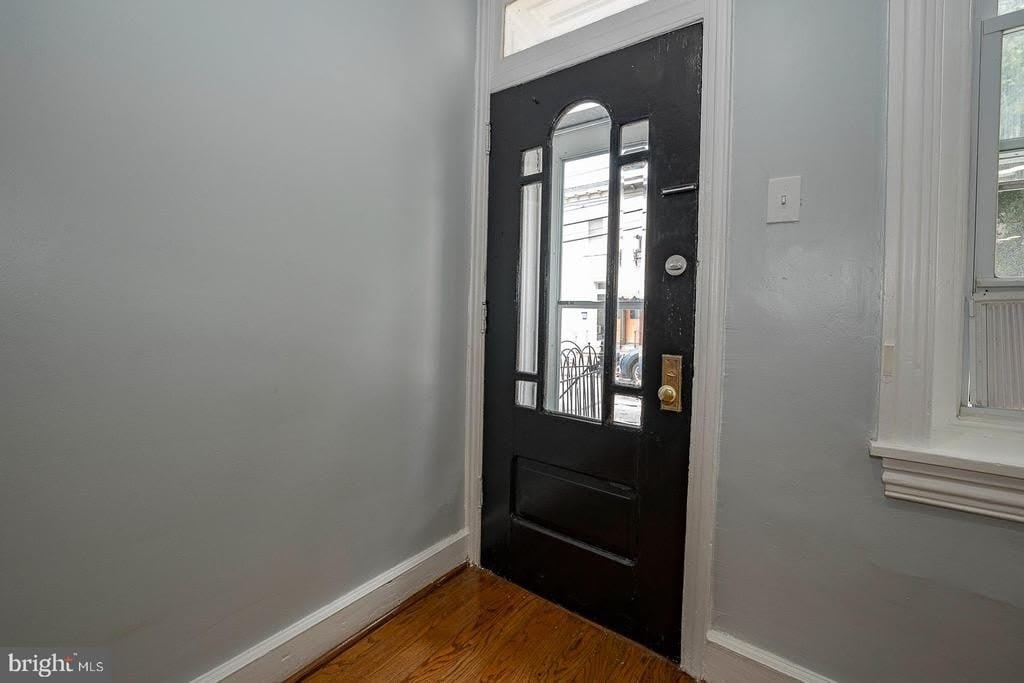 201 DUPONT STREET – photo 2